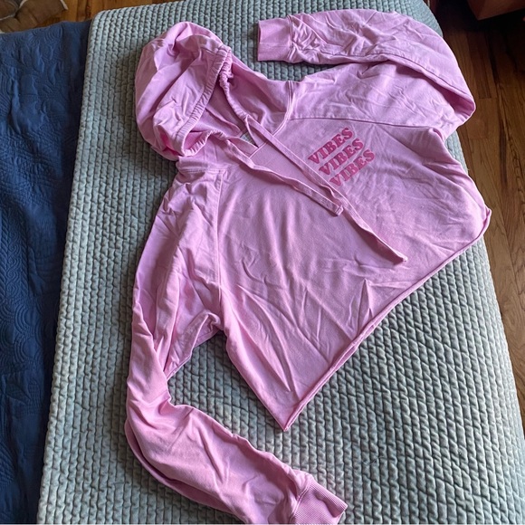 Spiritual Gangster Pink Crop Hoodie Sweatshirt Pullover Jumper Medium Vibes - Picture 4 of 8